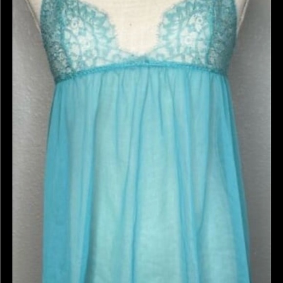 Vintage Victoria’s Secret peekaboo lace babydoll Chemise Negligee Nightgown M - Picture 2 of 11